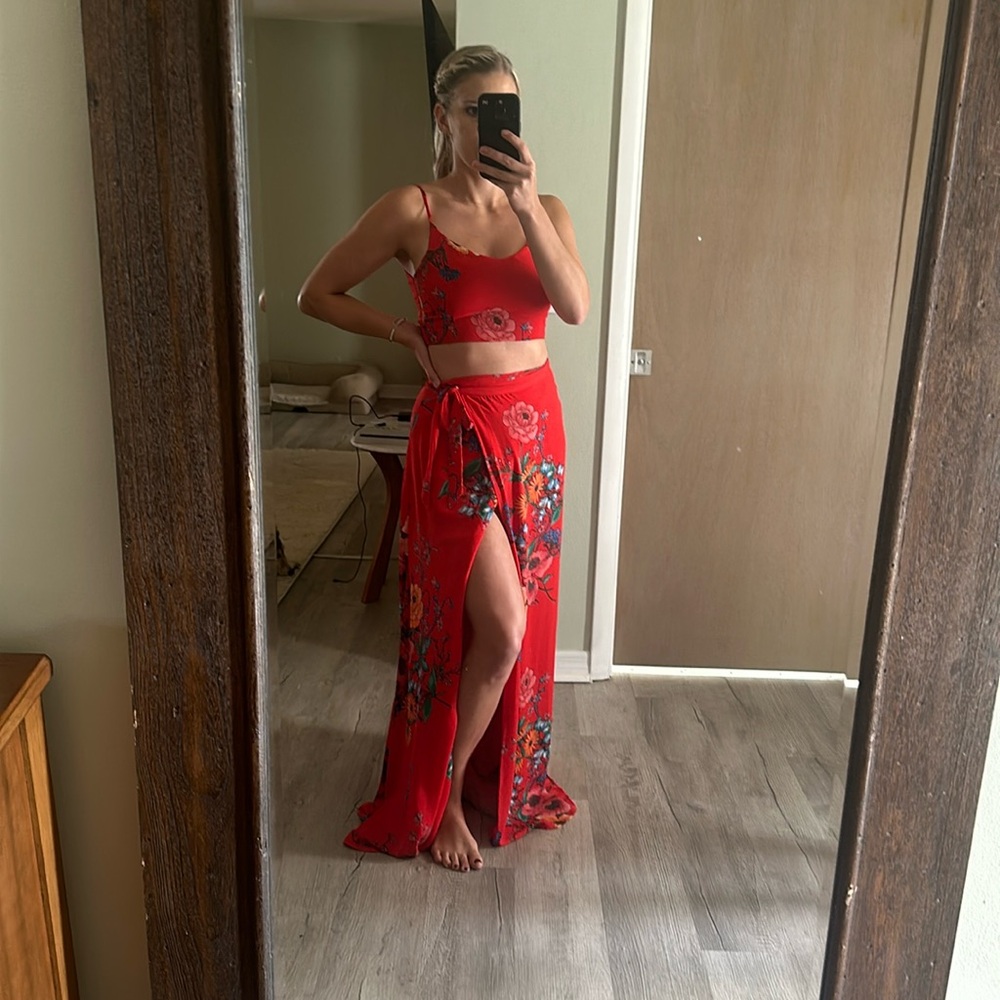 Lulus 2 piece dress - Picture 2 of 4